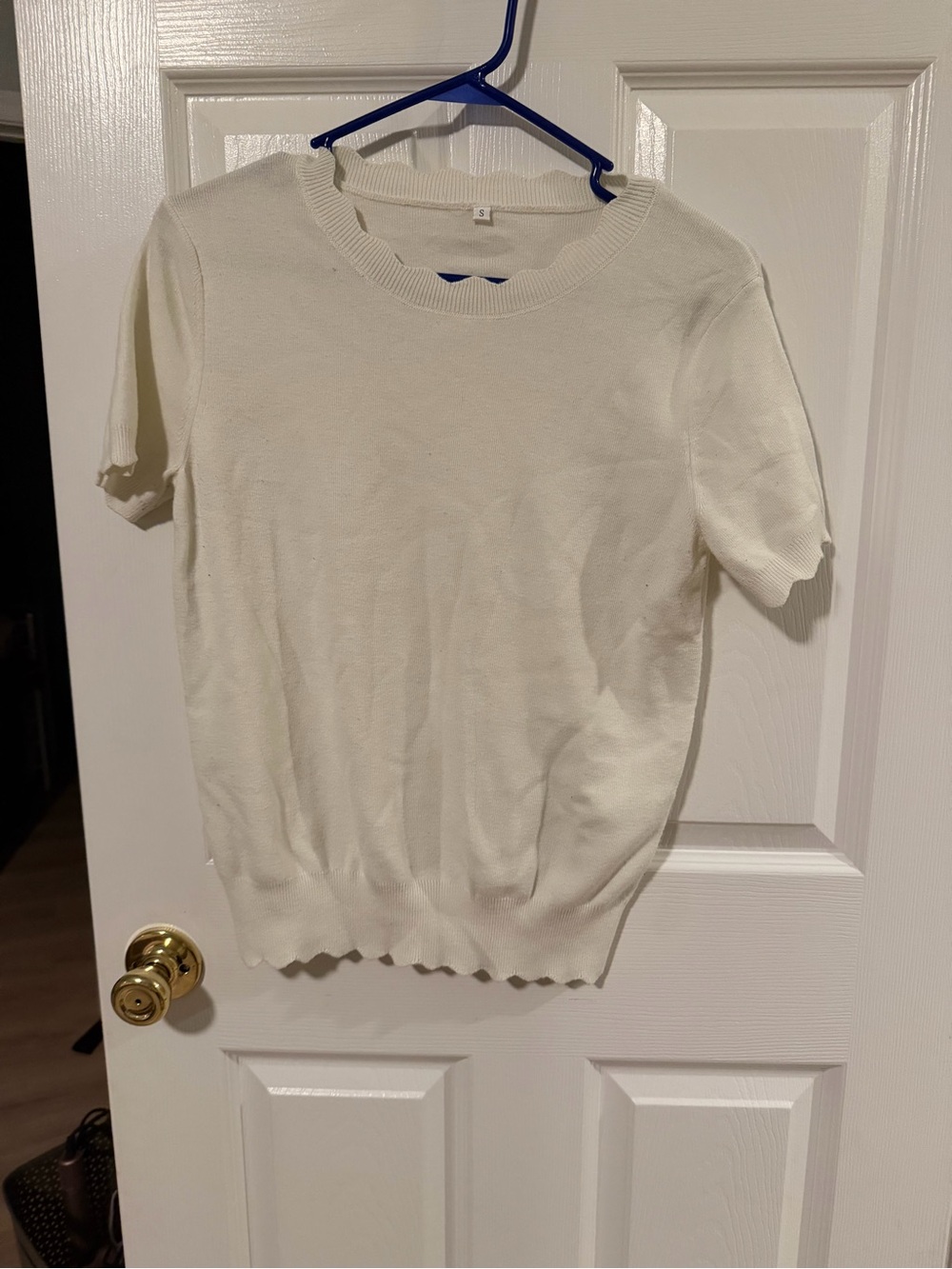 Women's Cream Short-Sleeve Crew Neck Sweater